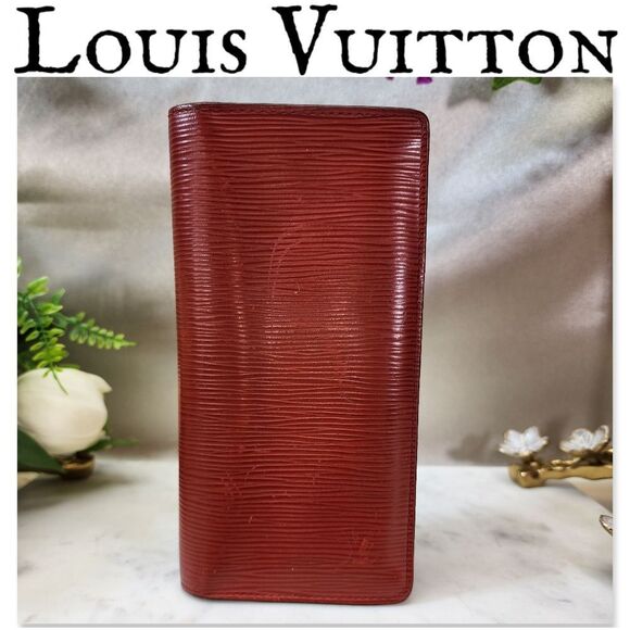 Louis Vuitton Handbags - Authentic Louis Vuitton Epi Brazza BiFold Wallet w/ Dust Bag
